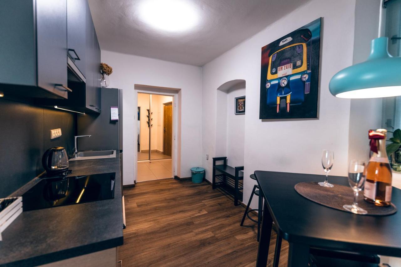 Apartmany Cafe-Cafe Jičín Dış mekan fotoğraf